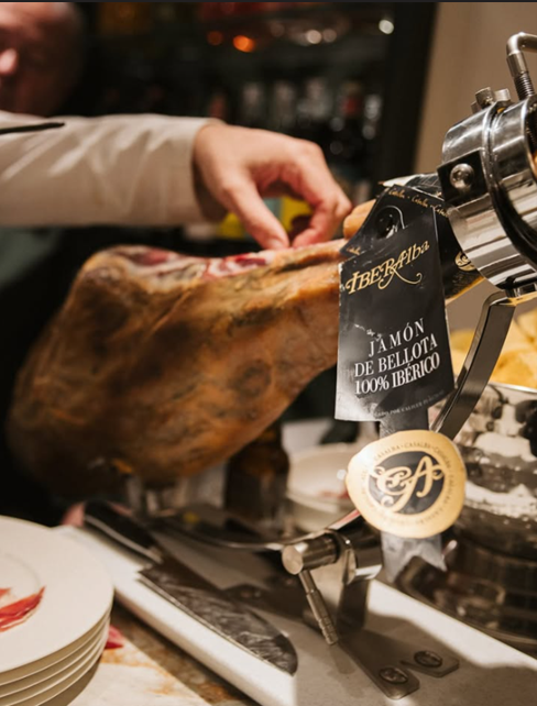 Corte de jamón ibérico